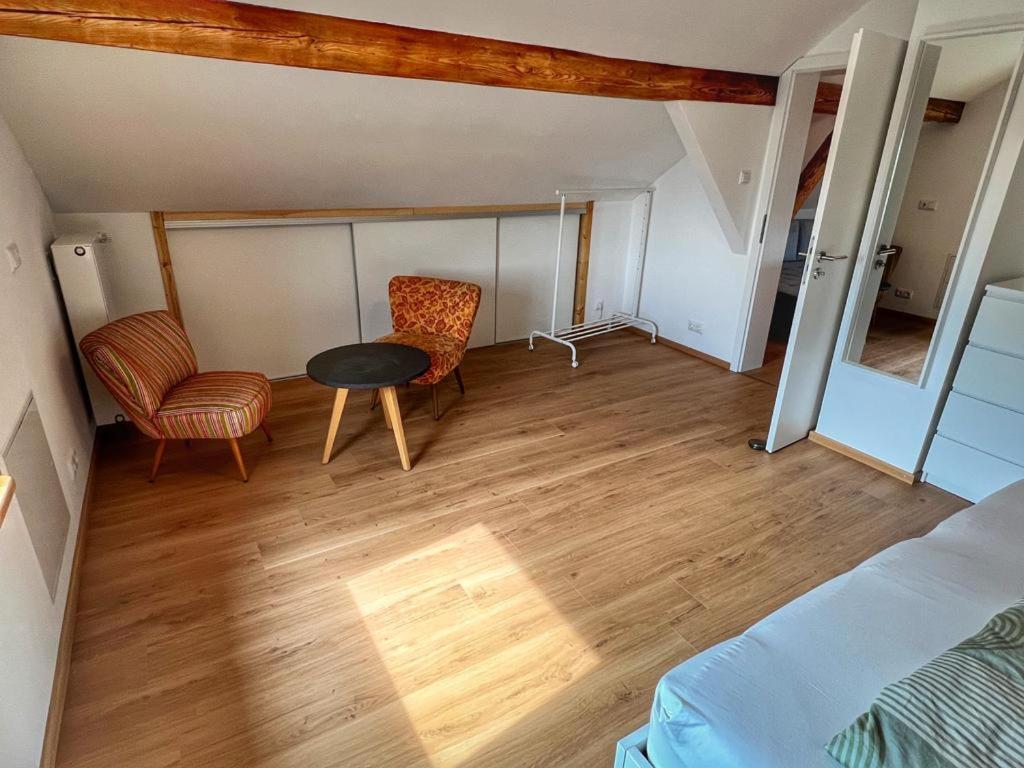 Helle 2 Zimmer Dg Wohnung Passau Buitenkant foto